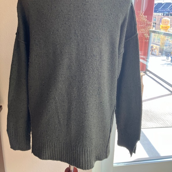 Michael Kors Olive Green/Black Specs Sweater - Size Medium - Picture 6 of 6